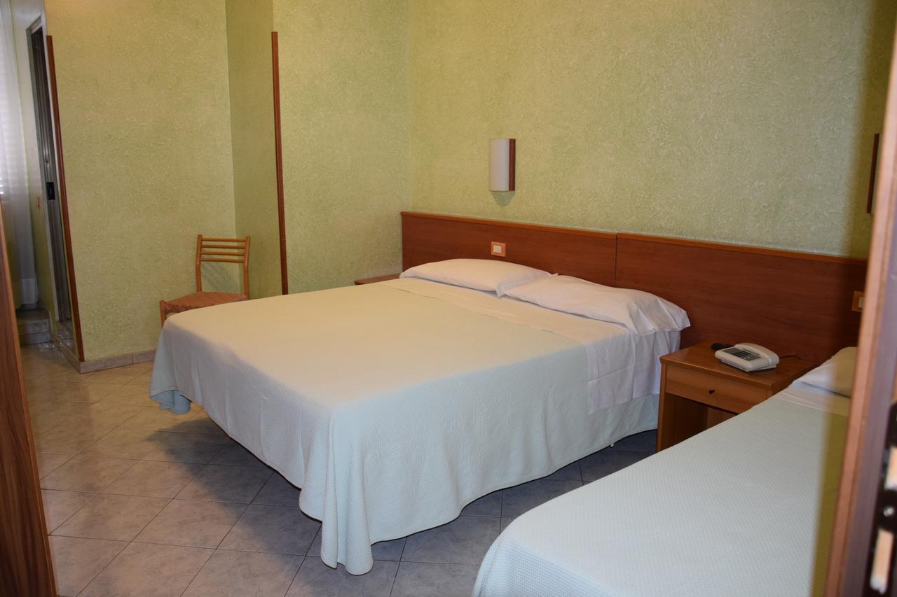 Hotel Bruna Roma Ngoại thất bức ảnh