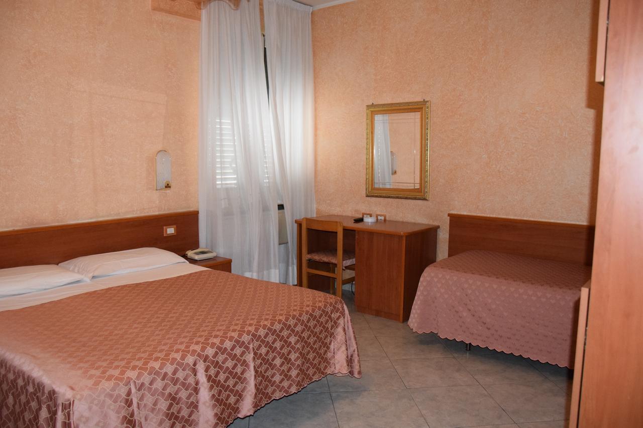 Hotel Bruna Roma Ngoại thất bức ảnh